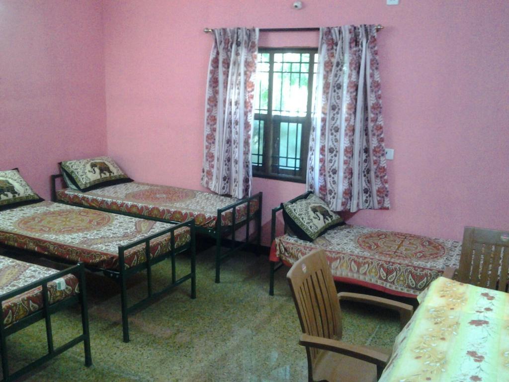 Sumathi Illam Hostel *